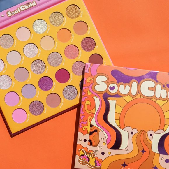 KARA BEAUTY GROOVY COLLECTION EYESHADOW PALETTES - Picture 4 of 4